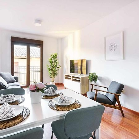 Pineapple Rosaleda 13 Apartment มาลากา ภายนอก รูปภาพ