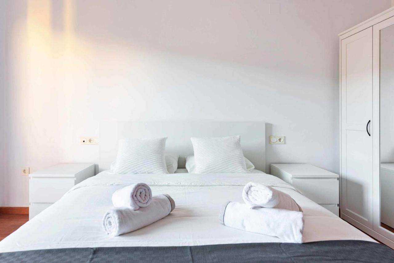 Pineapple Rosaleda 13 Apartment มาลากา ภายนอก รูปภาพ